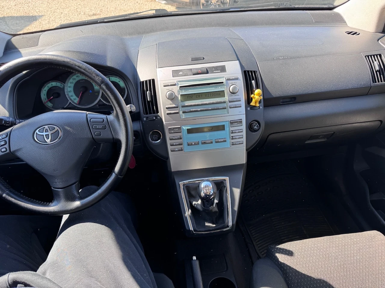 Toyota Corolla verso 1.8i Facelift - изображение 9