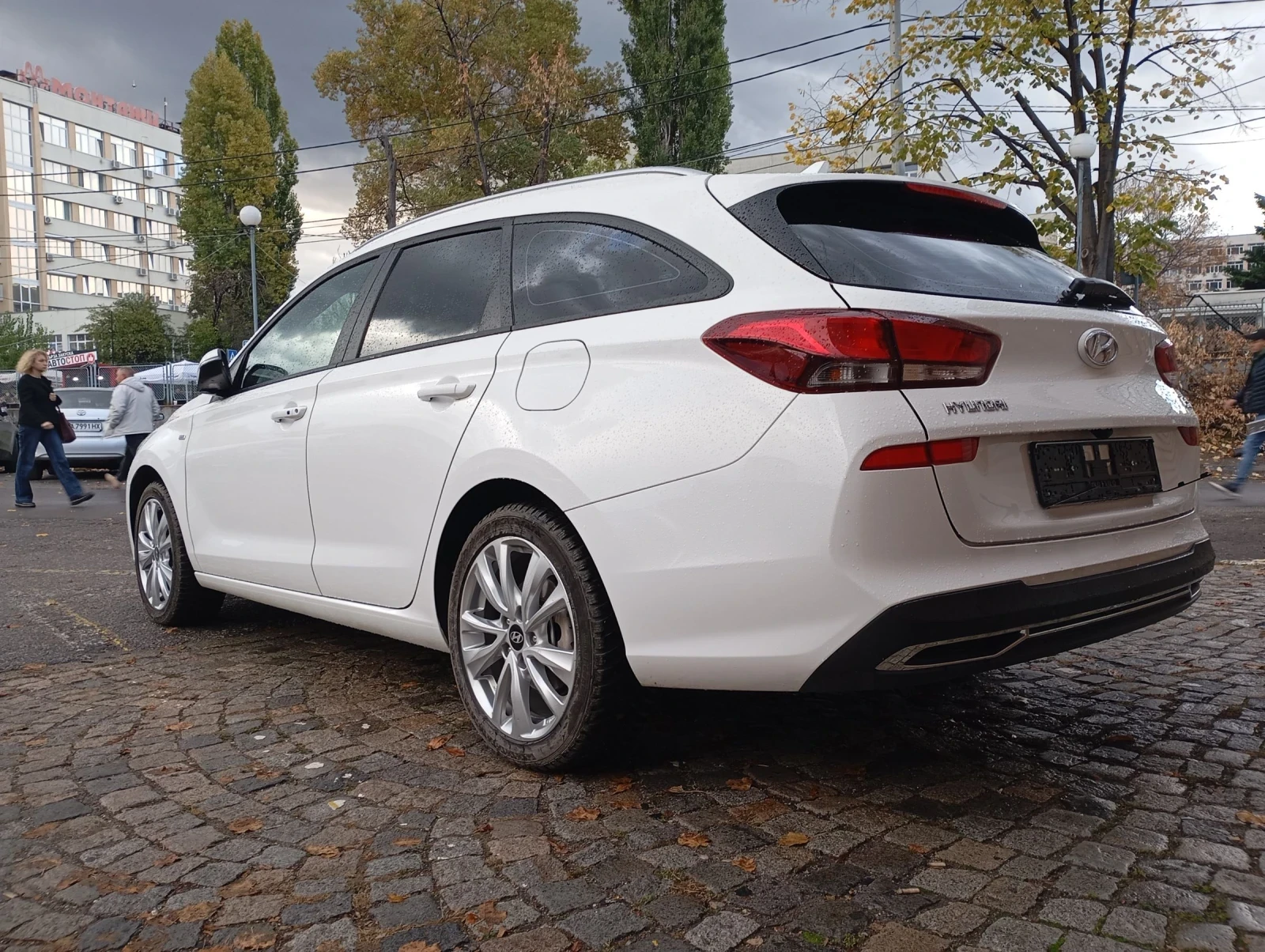 Hyundai I30 1.5 TGDI , Автомат , 10хил км - изображение 7