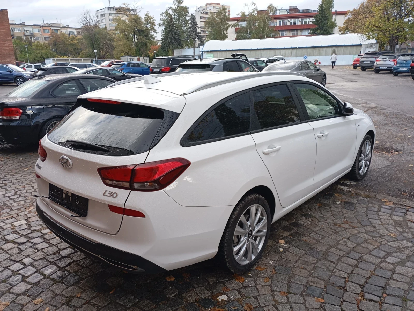 Hyundai I30 1.5 TGDI , Автомат , 10хил км - изображение 8