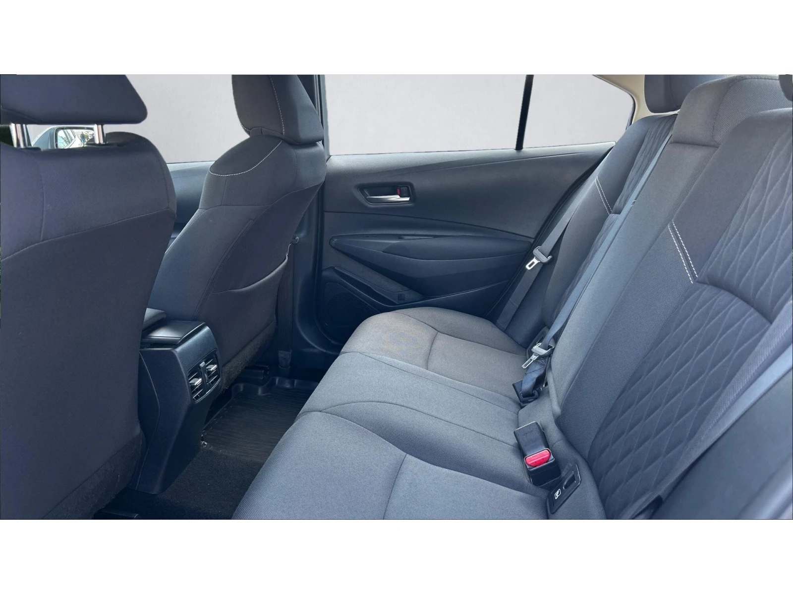 Toyota Corolla    402 . | Mobile.bg   11