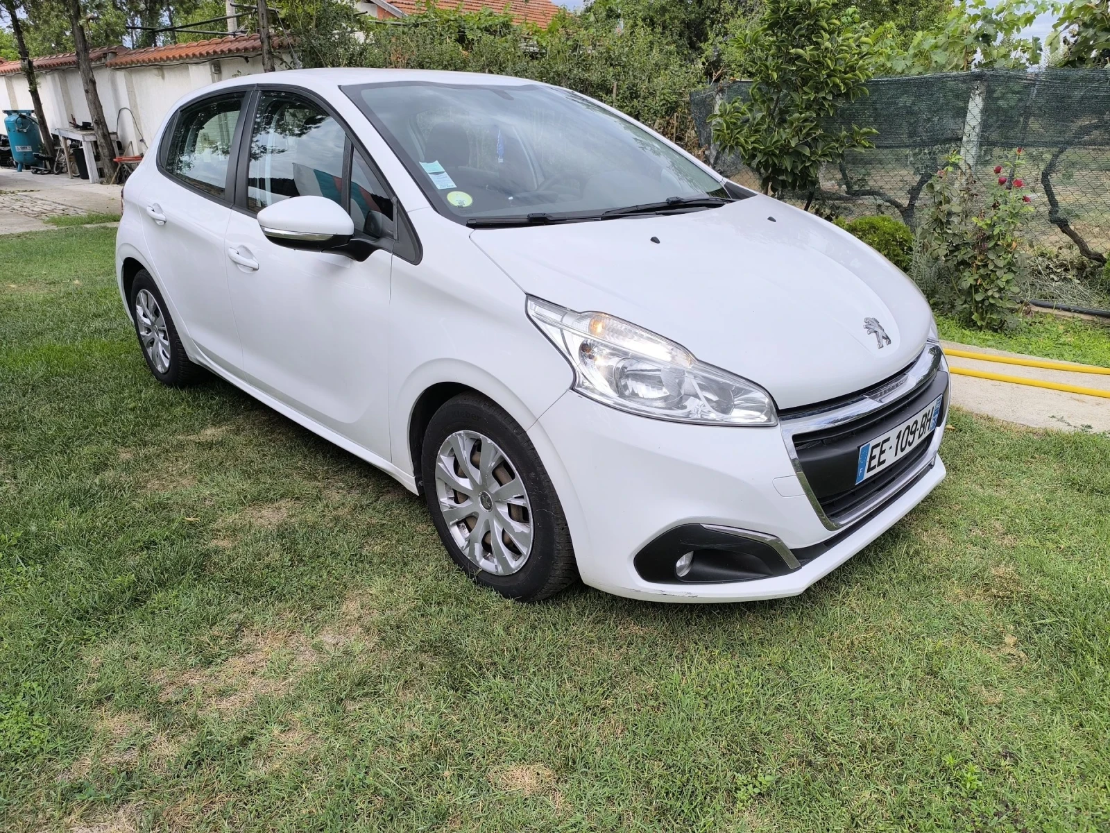 Peugeot 208  - изображение 5