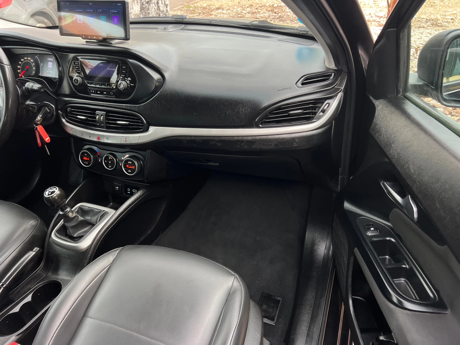 Fiat Tipo 1.4 LPG/NAVI/KAMERA/6sk/CARPLAY/KOJA/UNIKAT | Mobile.bg � ����������� 12