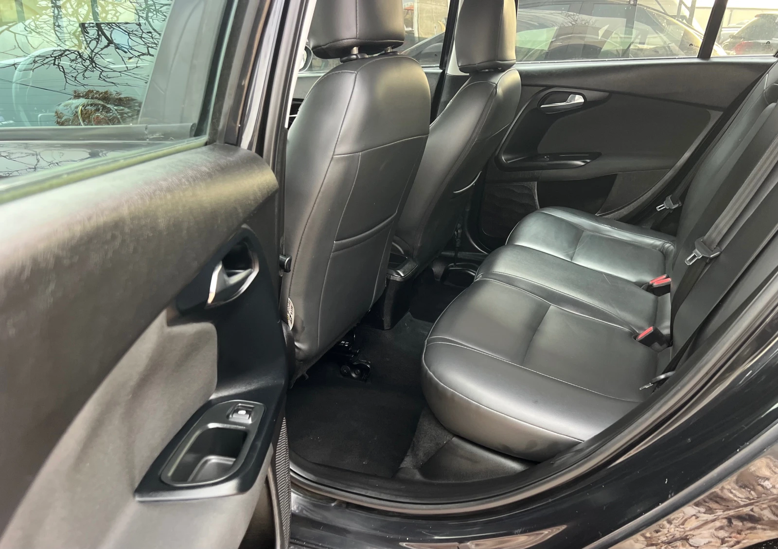 Fiat Tipo 1.4 LPG/NAVI/KAMERA/6sk/CARPLAY/KOJA/UNIKAT | Mobile.bg � ����������� 17