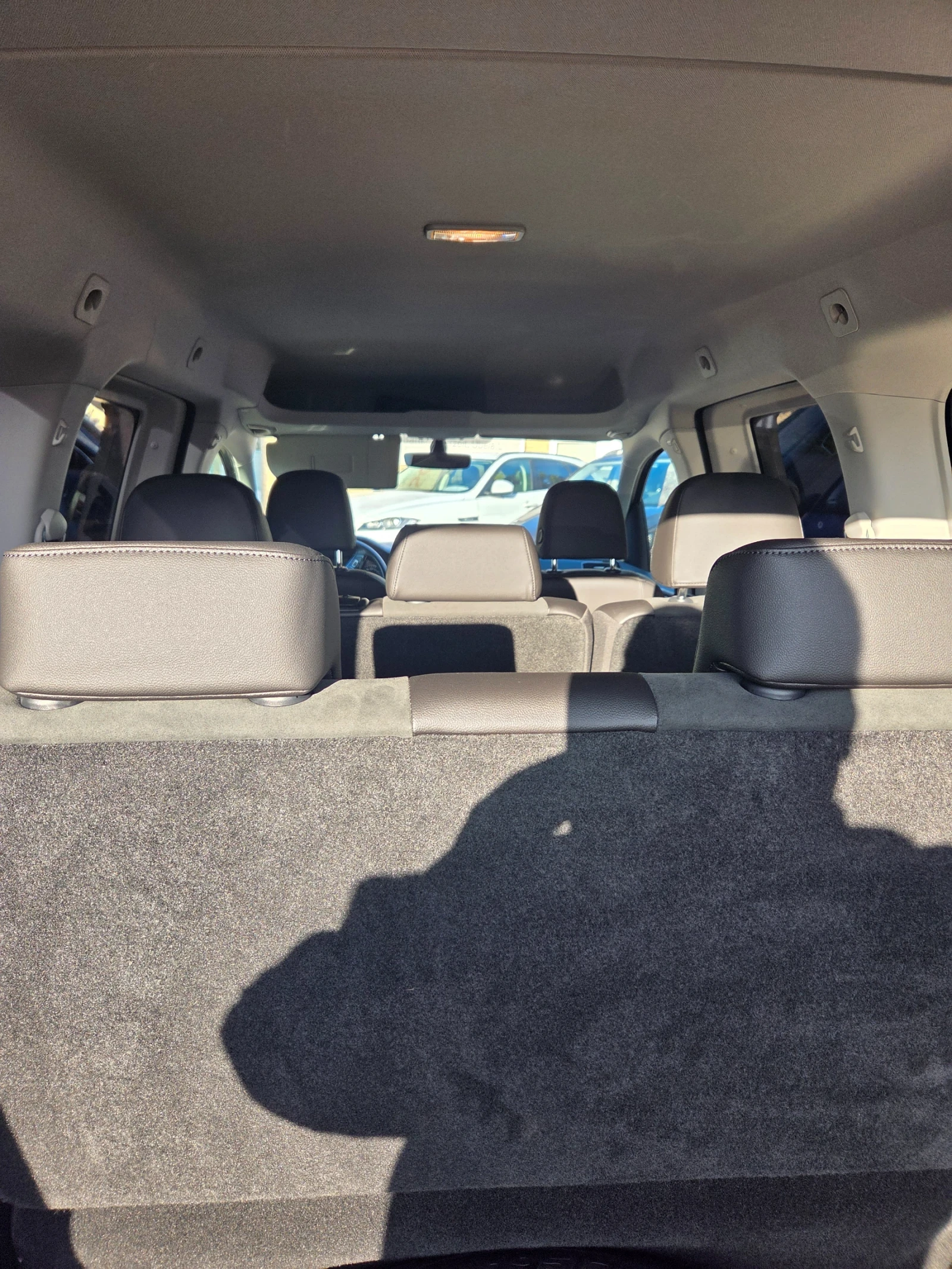 VW Caddy 2.0 - изображение 7