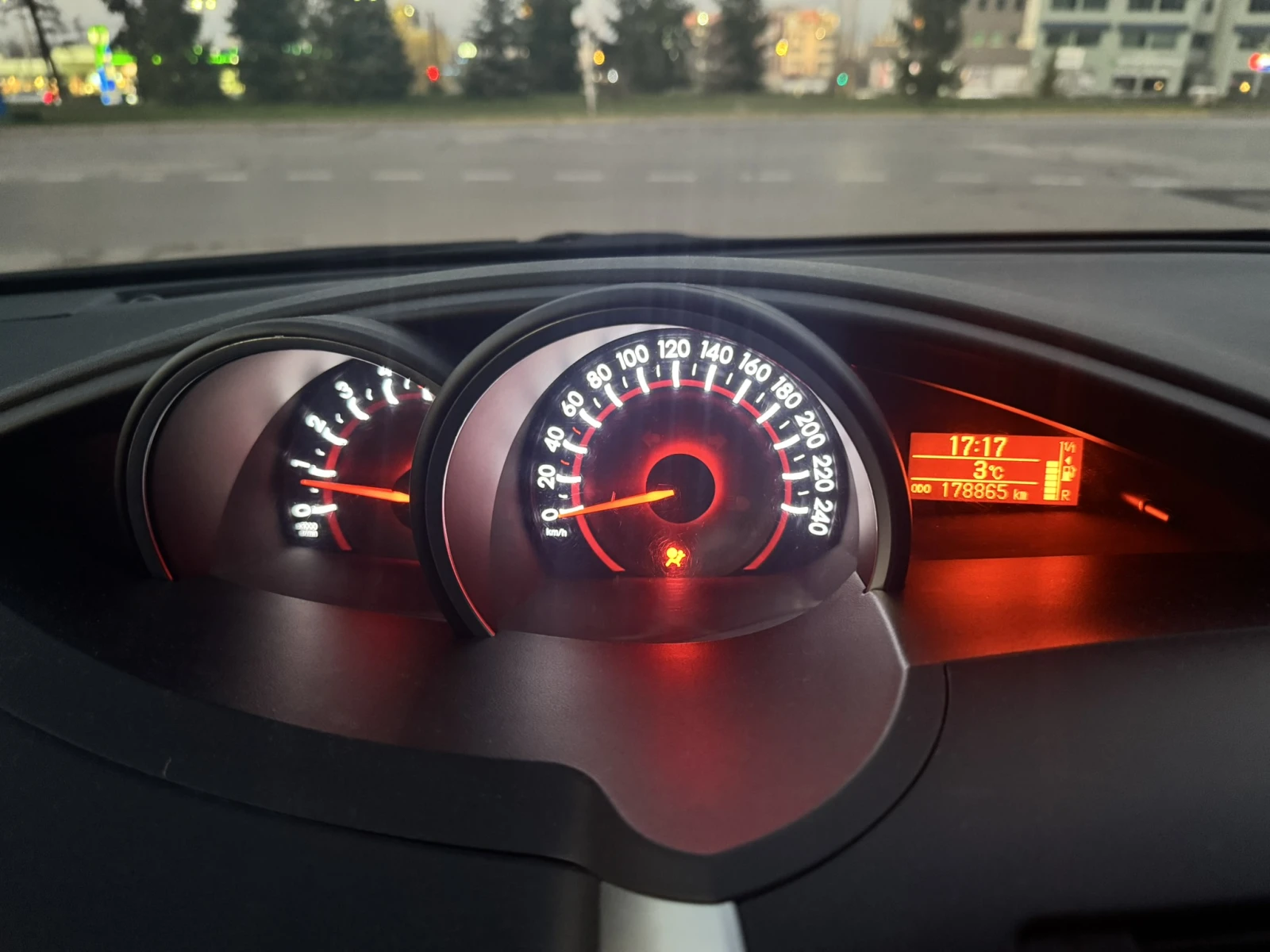 Toyota Verso  - изображение 10