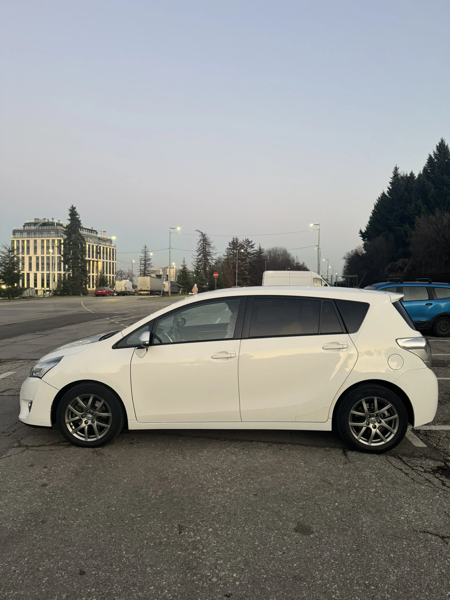 Toyota Verso  - изображение 4