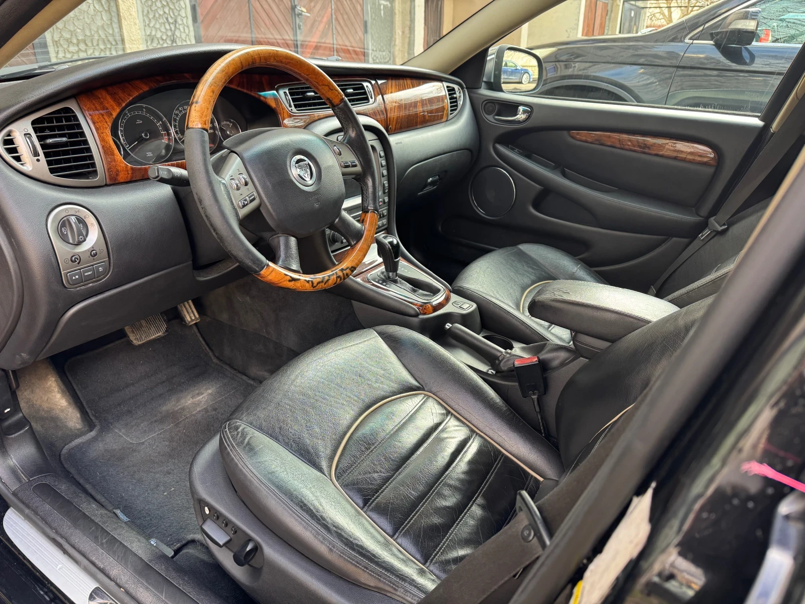 Jaguar X-type  - изображение 8