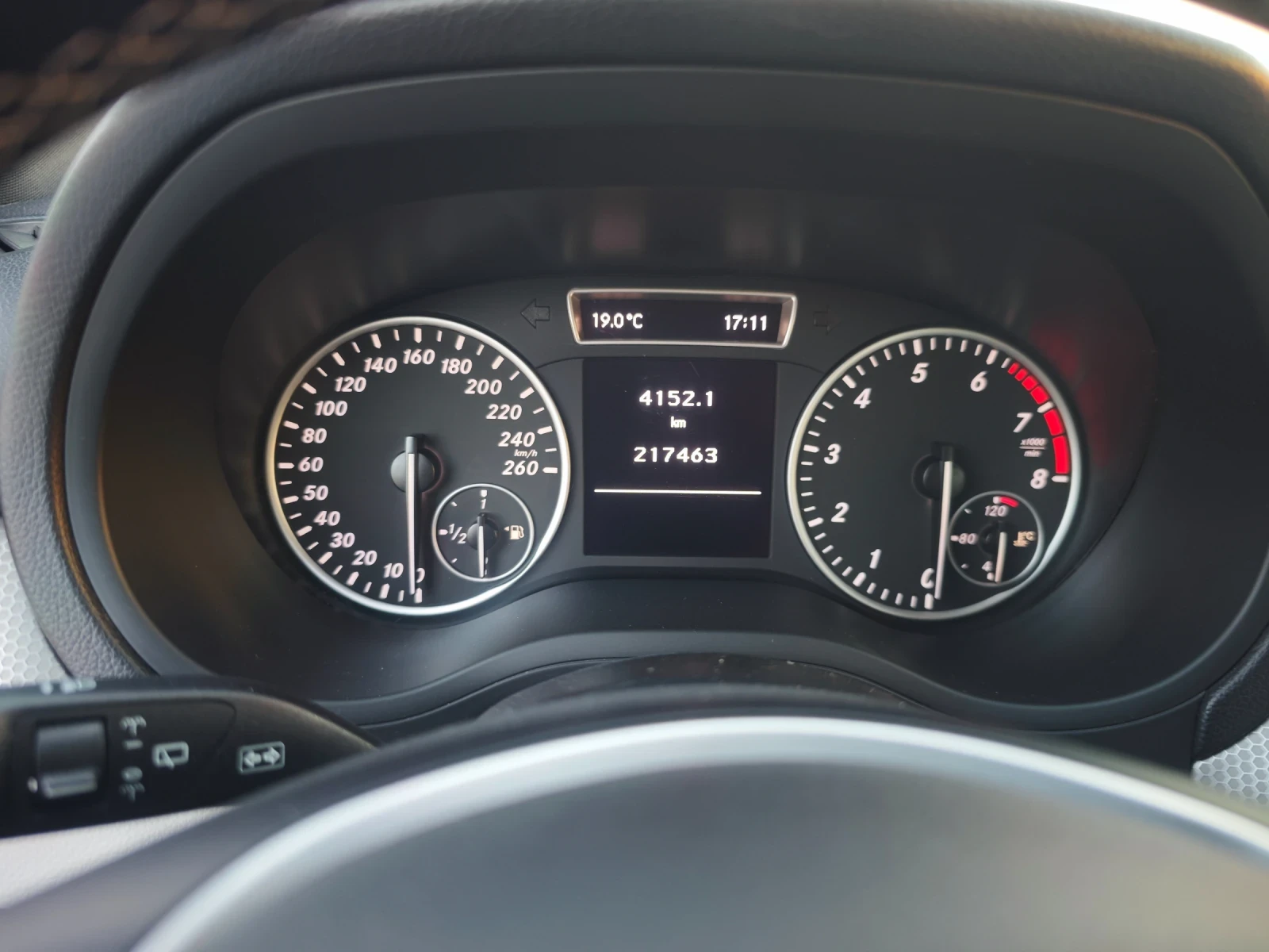 Mercedes-Benz B 180 1.6i , снимка 12 - Автомобили и джипове - 53738307