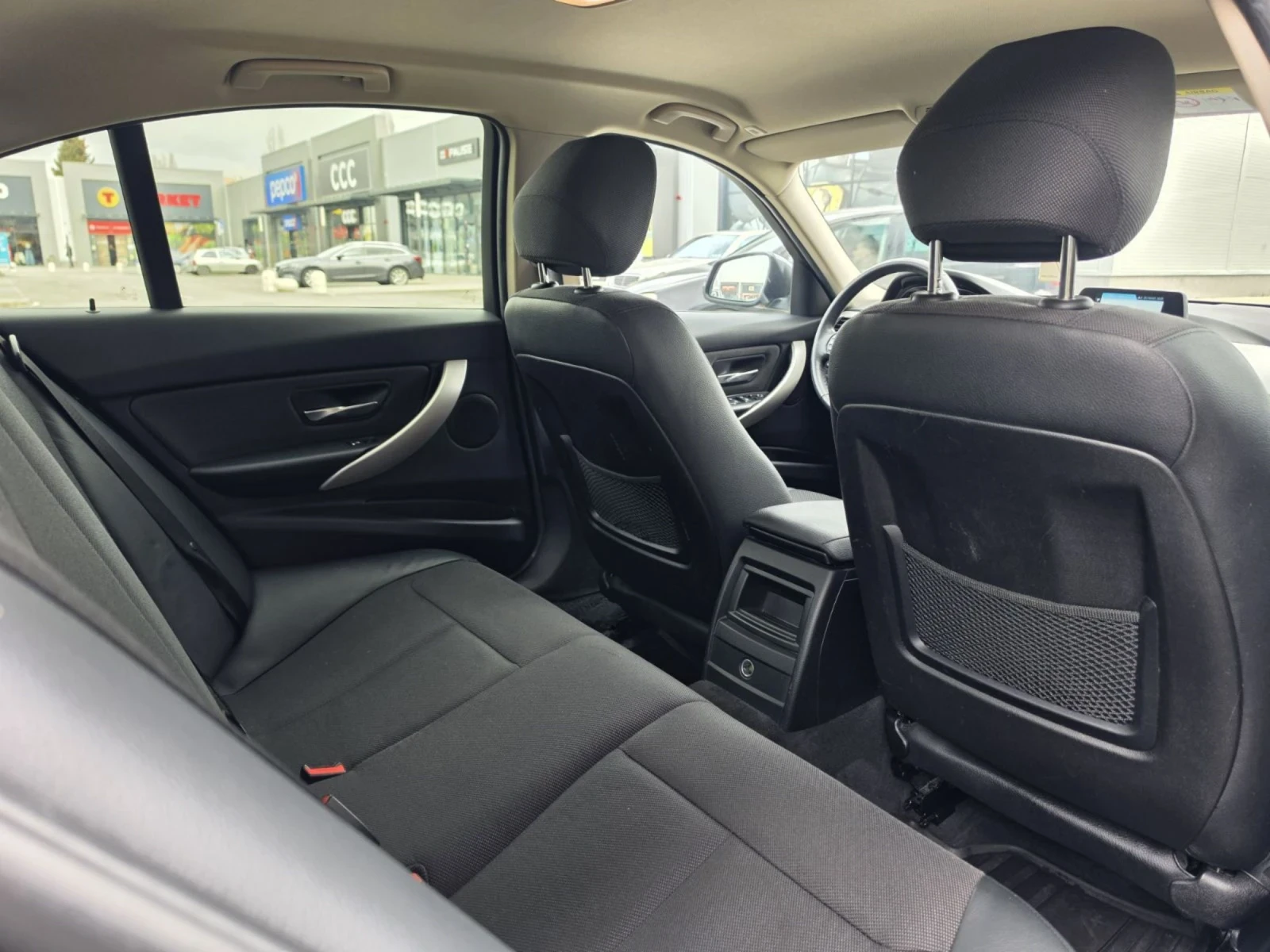 BMW 318, снимка 12 - Автомобили и джипове - 53903102