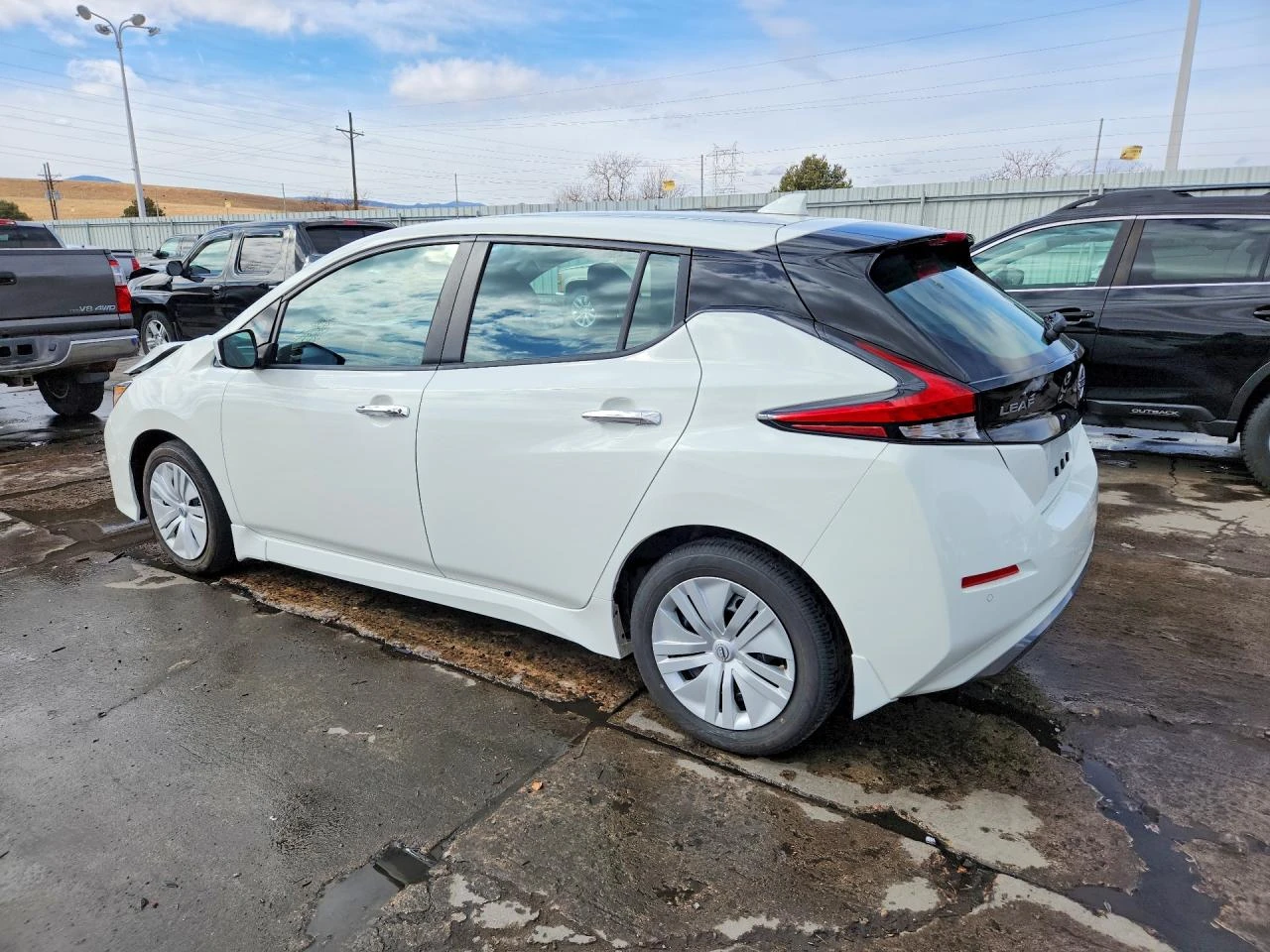 Nissan Leaf  S Hatchback, снимка 3 - Автомобили и джипове - 54152864
