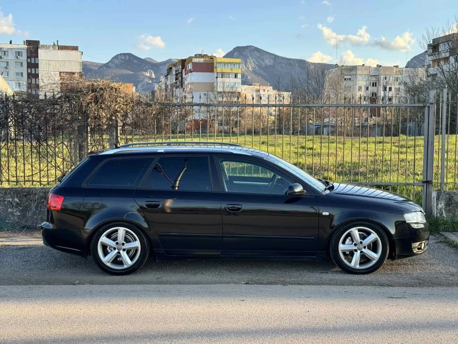 Audi A4 2.0TDI* 8-Клапана* QUATTRO* XENON* TOP!!!, снимка 5 - Автомобили и джипове - 54239309