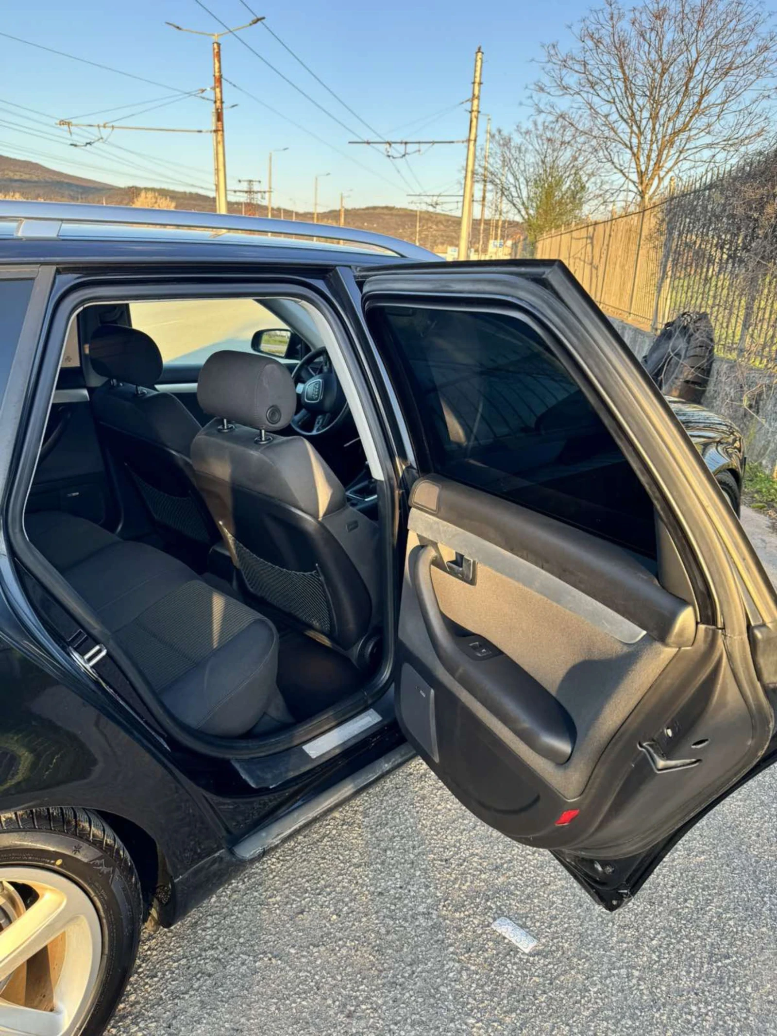 Audi A4 2.0TDI* 8-Клапана* QUATTRO* XENON* TOP!!!, снимка 8 - Автомобили и джипове - 54239309