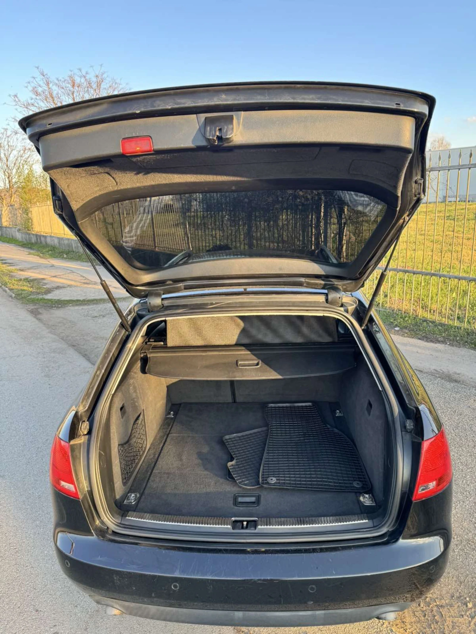 Audi A4 2.0TDI* 8-Клапана* QUATTRO* XENON* TOP!!!, снимка 10 - Автомобили и джипове - 54239309