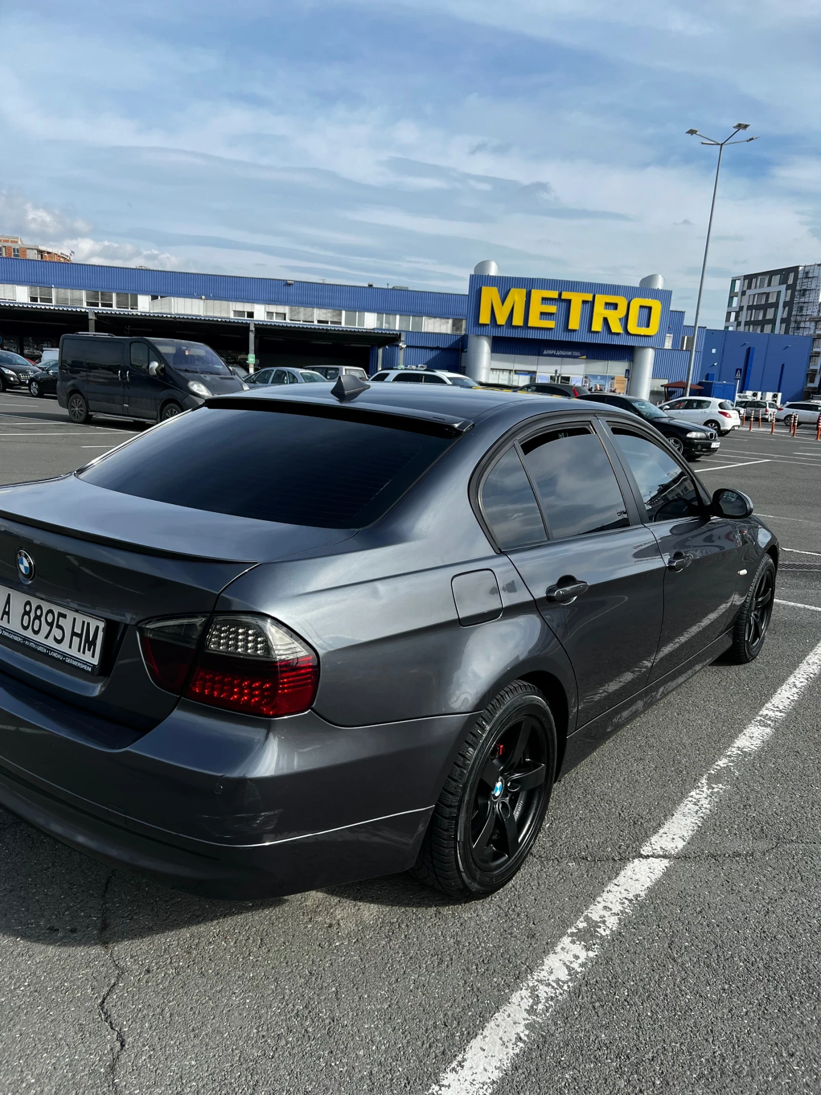 BMW 320, снимка 5 - Автомобили и джипове - 54294684