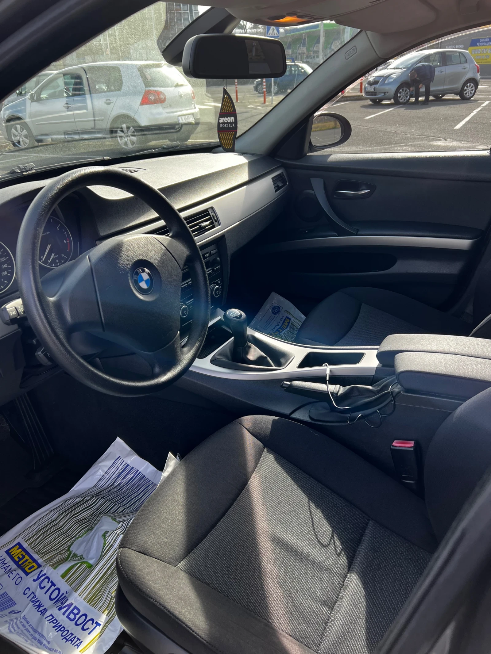 BMW 320, снимка 12 - Автомобили и джипове - 54294684