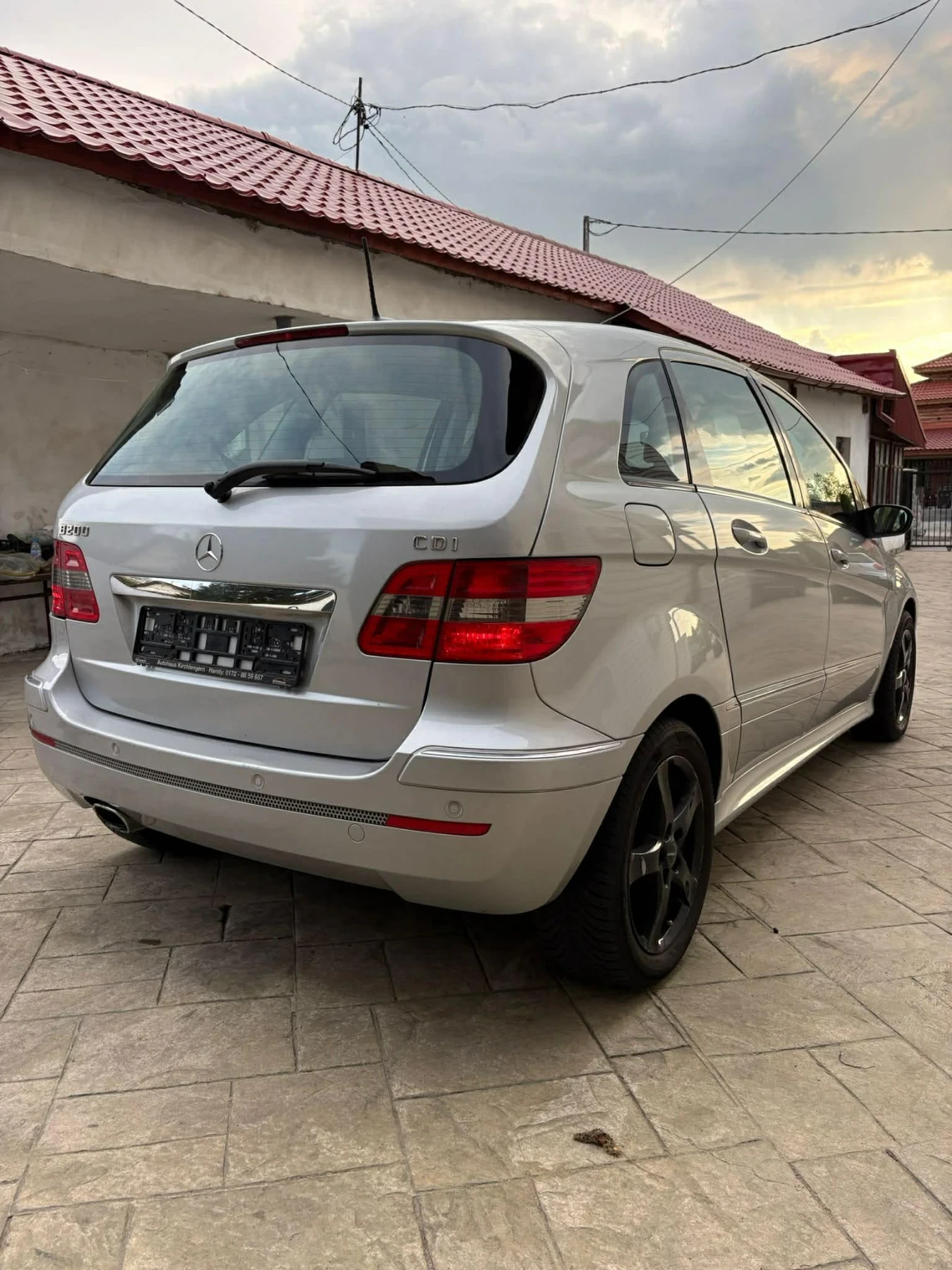 Mercedes-Benz B 200 Mercedes B200cdi, Avtomat , снимка 5 - Автомобили и джипове - 55073930