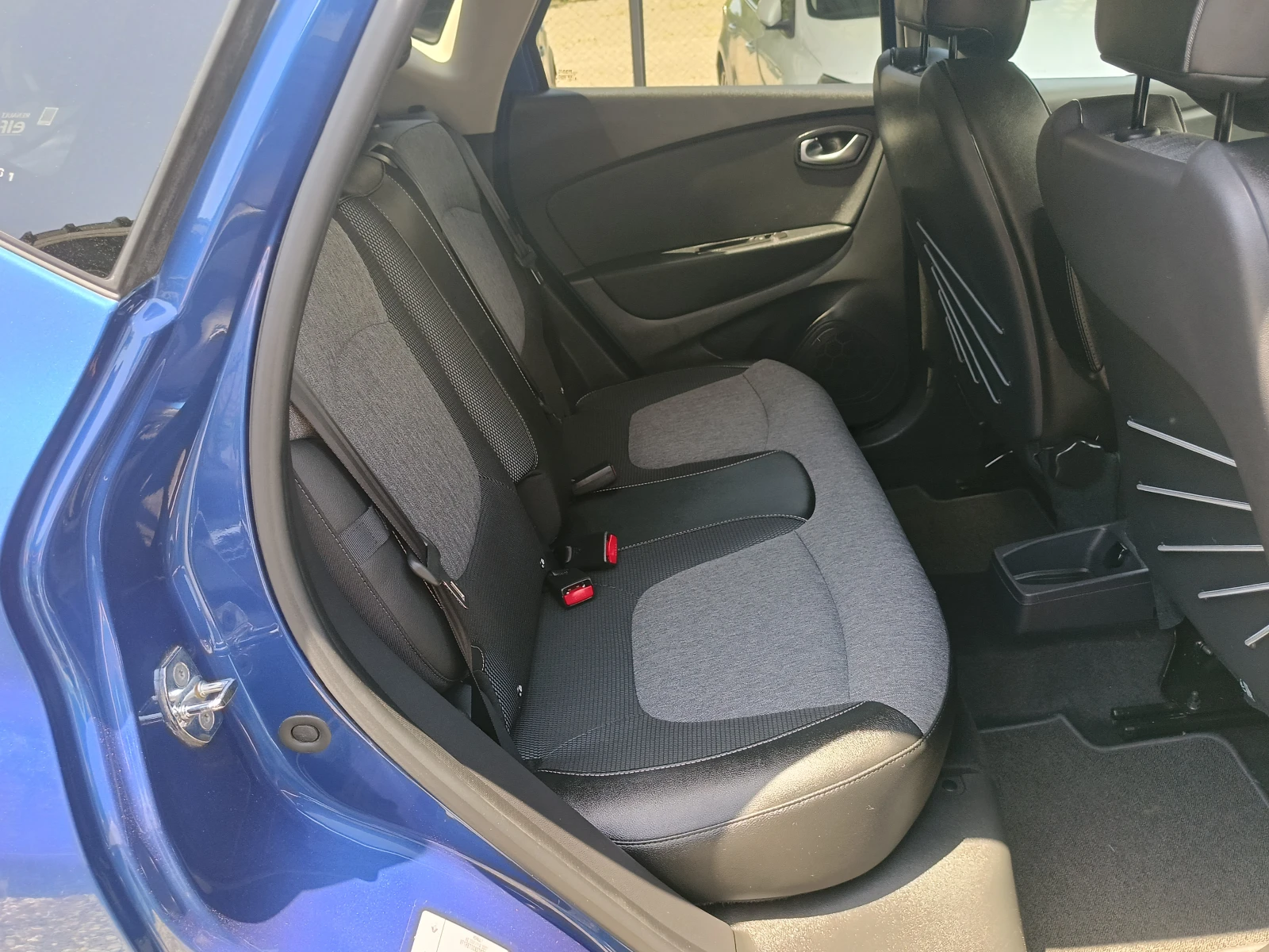 Renault Captur 1.3i ��������� | Mobile.bg � ����������� 9