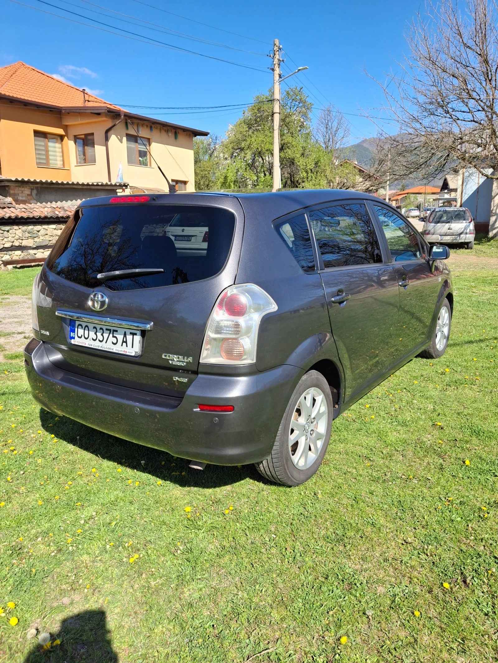 Toyota Corolla verso 2.2 d4d, снимка 7 - Автомобили и джипове - 55252478