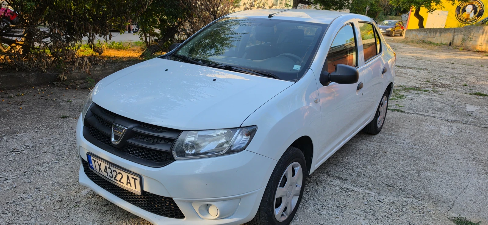 Dacia Logan 1.5DCI, снимка 2 - Автомобили и джипове - 55435590