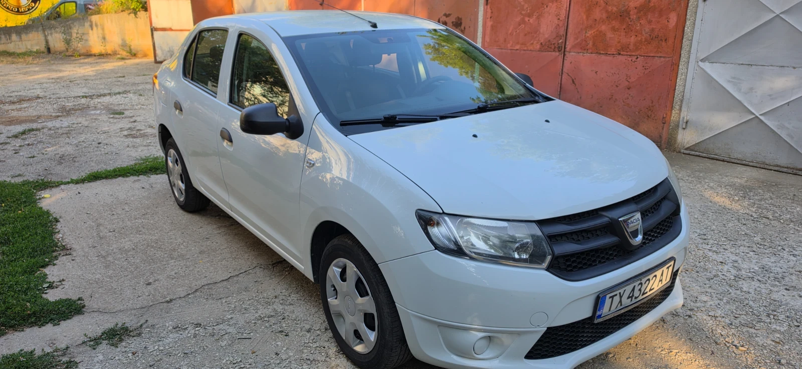 Dacia Logan 1.5DCI, снимка 3 - Автомобили и джипове - 55435590