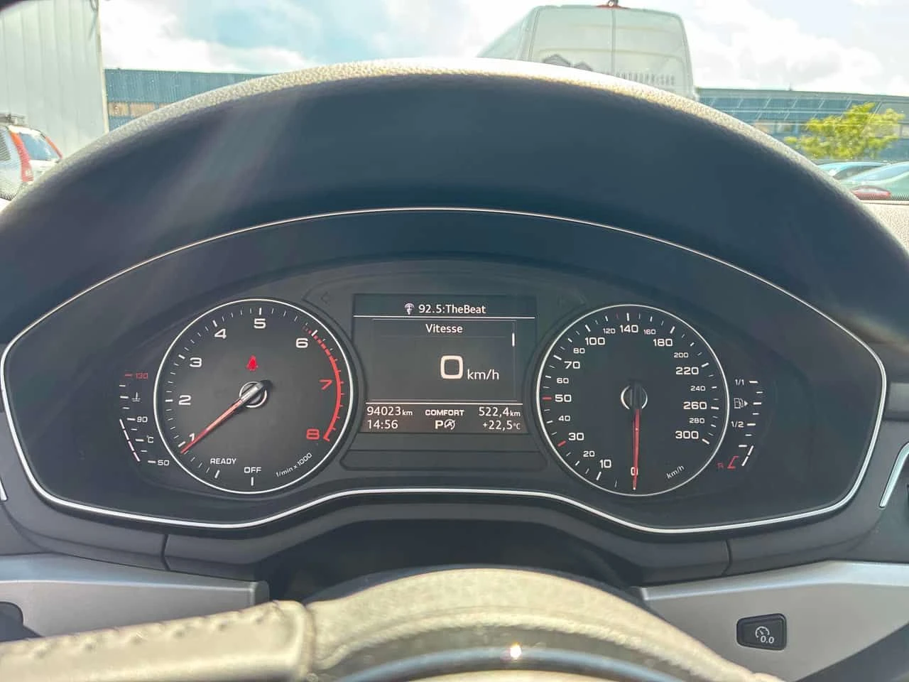 Audi A5  Komfort / CARFAX / АВТОКРЕДИТ , снимка 8 - Автомобили и джипове - 55670982