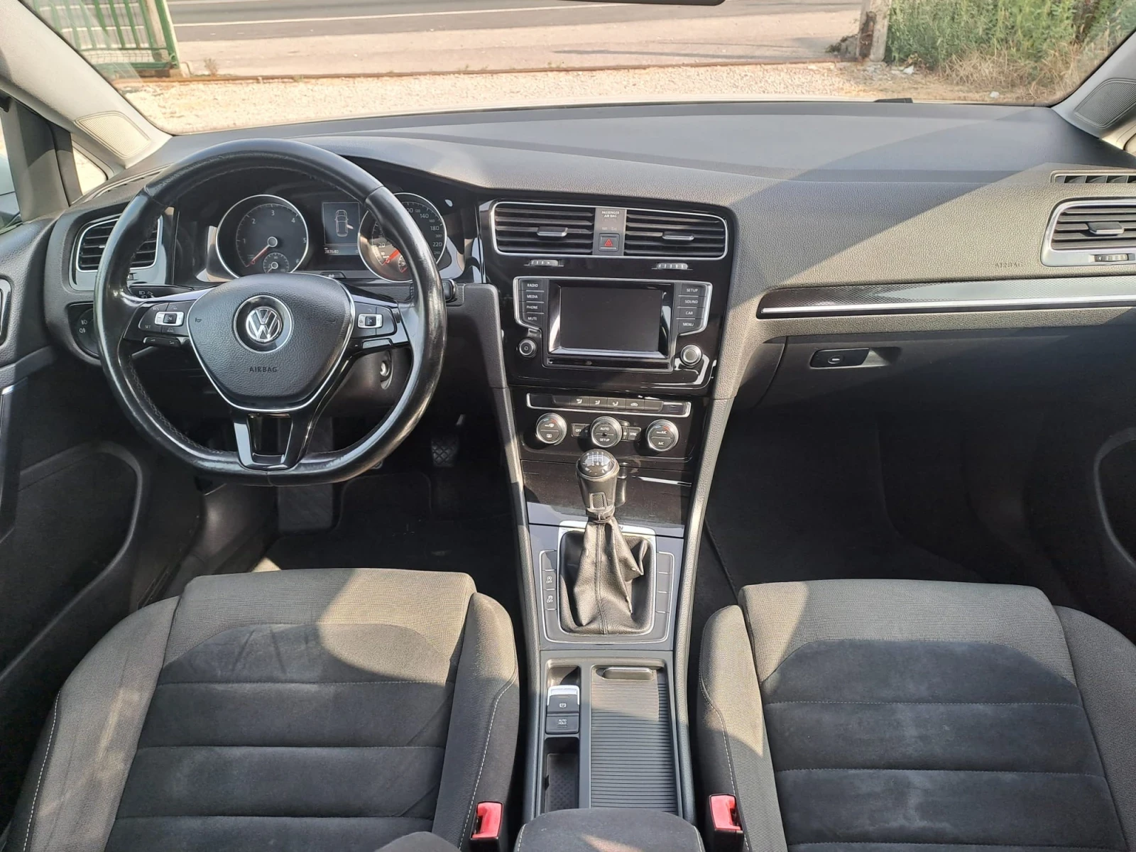 VW Golf 2.0 TDI 4x4, снимка 11 - Автомобили и джипове - 55852445