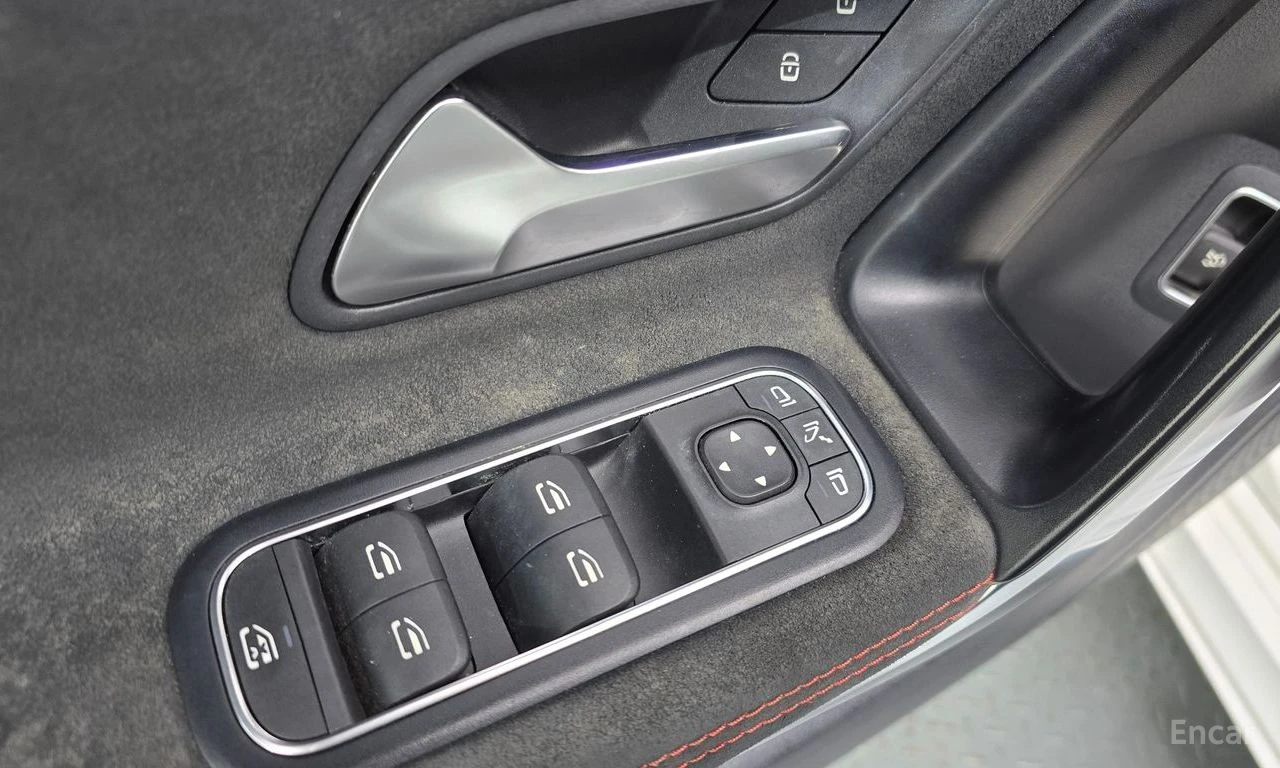 Mercedes-Benz CLA 250 AMG* LINE* 4MATIC* LANE* ASSIST* КАМЕРА* , снимка 7 - Автомобили и джипове - 56042477