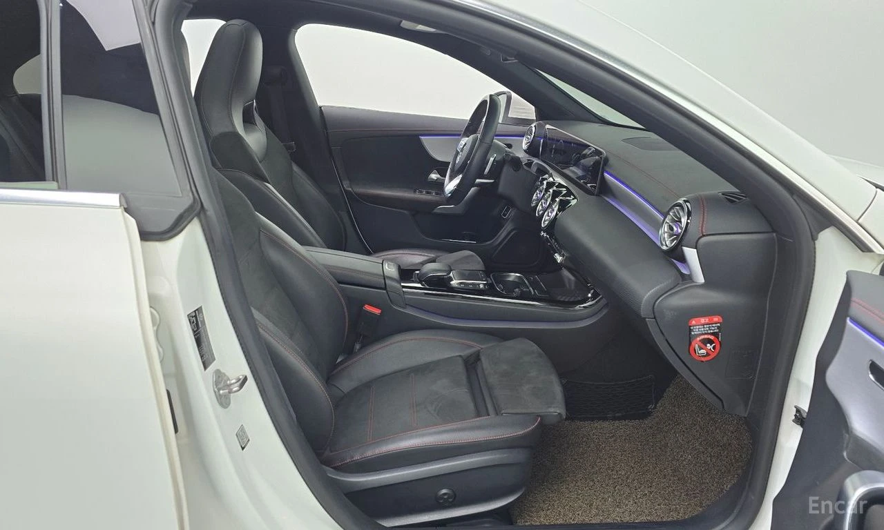 Mercedes-Benz CLA 250 AMG* LINE* 4MATIC* LANE* ASSIST* КАМЕРА* , снимка 15 - Автомобили и джипове - 56042477