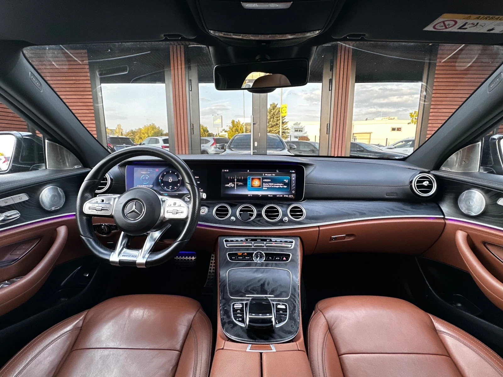 Mercedes-Benz E 220 AMG* DIGITAL* HUD* 360 Камера* Burmester* ЛИЗИНГ 0, снимка 10 - Автомобили и джипове - 56267908