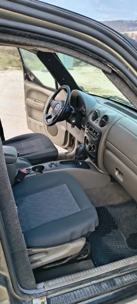 Jeep Cherokee 2.8 брониран - 7000 € / 13690.81 лв. - 82875756 11