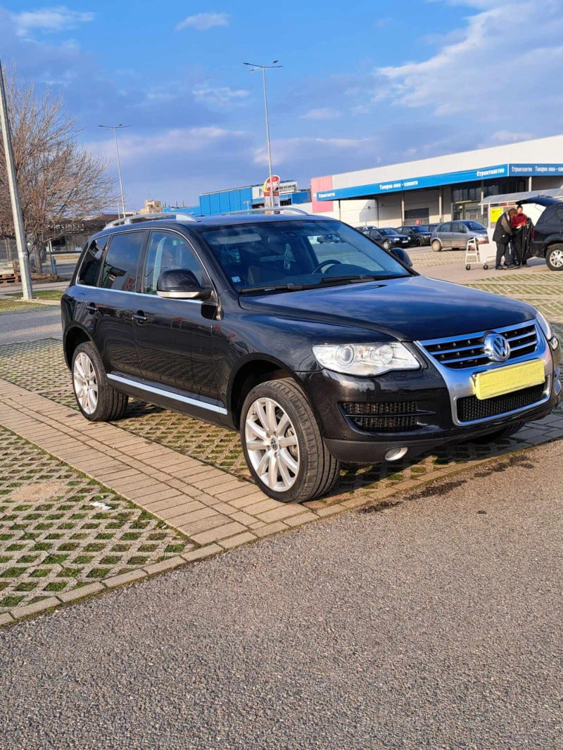 VW Touareg, снимка 2 - Автомобили и джипове - 49173499