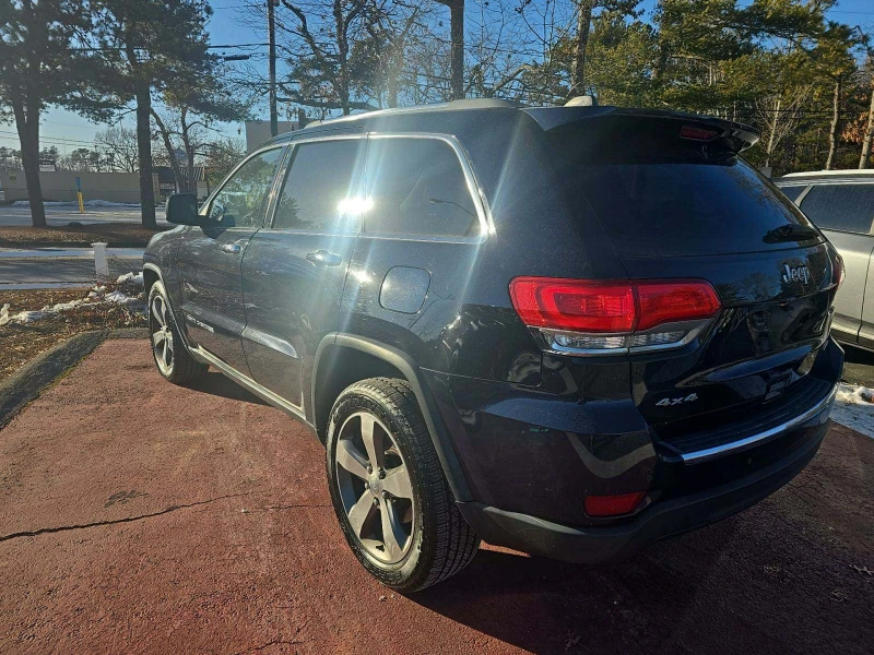 Jeep Grand cherokee PANO/KEYLESS/CAMERA/LANE ASSIST/NAVI/ПОДГРЕВ, снимка 3 - Автомобили и джипове - 48903389