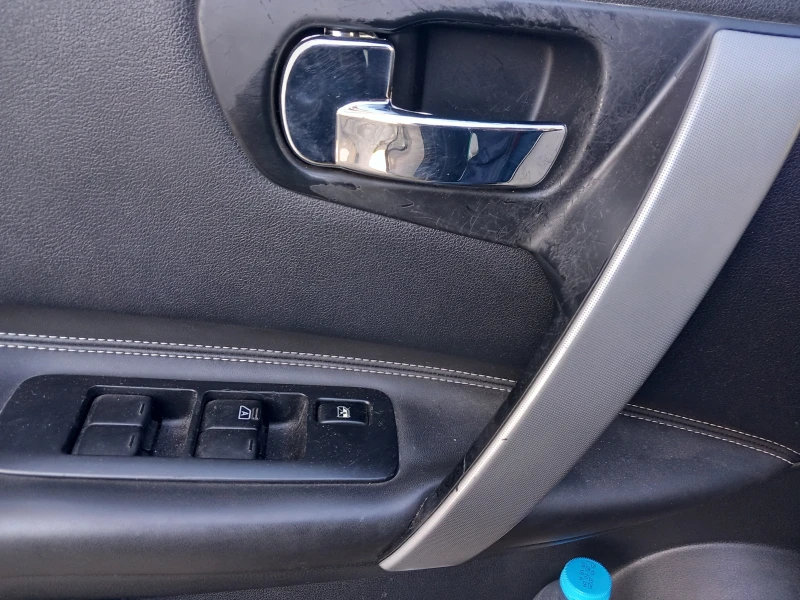 Nissan Qashqai J10, снимка 8 - Автомобили и джипове - 51217889