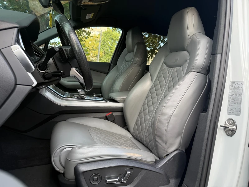 Audi Q7 3XS-Line* DIGITAL* 7МЕСТА* DISTRONIC* TOP, снимка 10 - Автомобили и джипове - 51681961