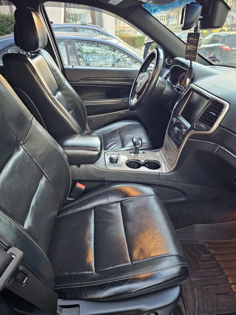 Jeep Grand cherokee, снимка 14 - Автомобили и джипове - 52774793