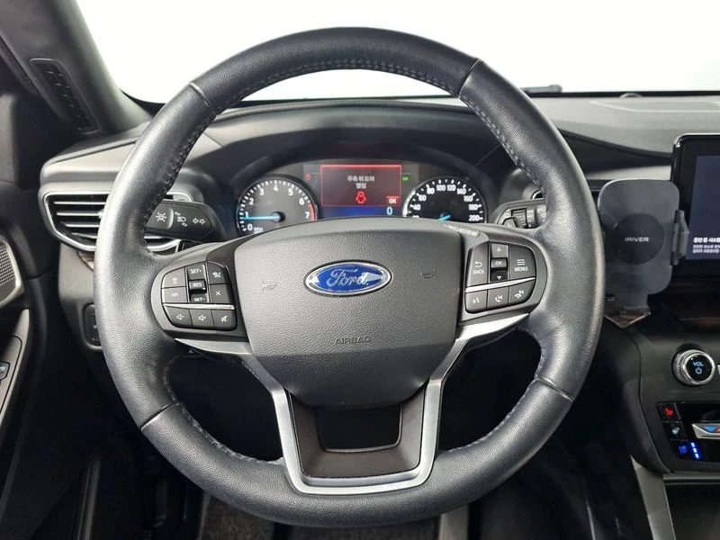 Ford Explorer 2.3 LimIted 4WD| 300к.с.| ВКЛ.ТЕХНОТЕСТ, снимка 12 - Автомобили и джипове - 55431970