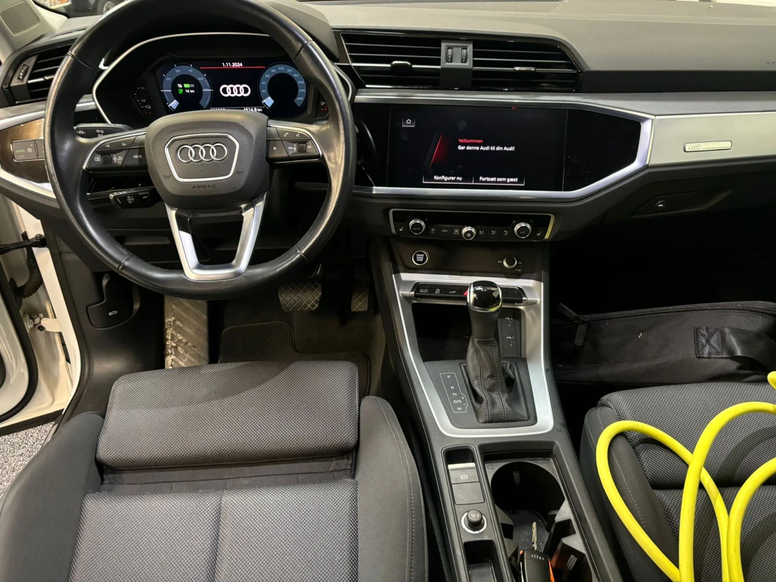 Audi Q3 45 TFSI e / S-Line / Matrix / Plug-in 60km - изображение 7