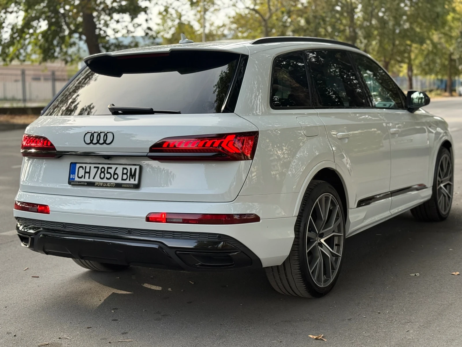 Audi Q7 3XS-Line* DIGITAL* 7МЕСТА* DISTRONIC* TOP - изображение 2