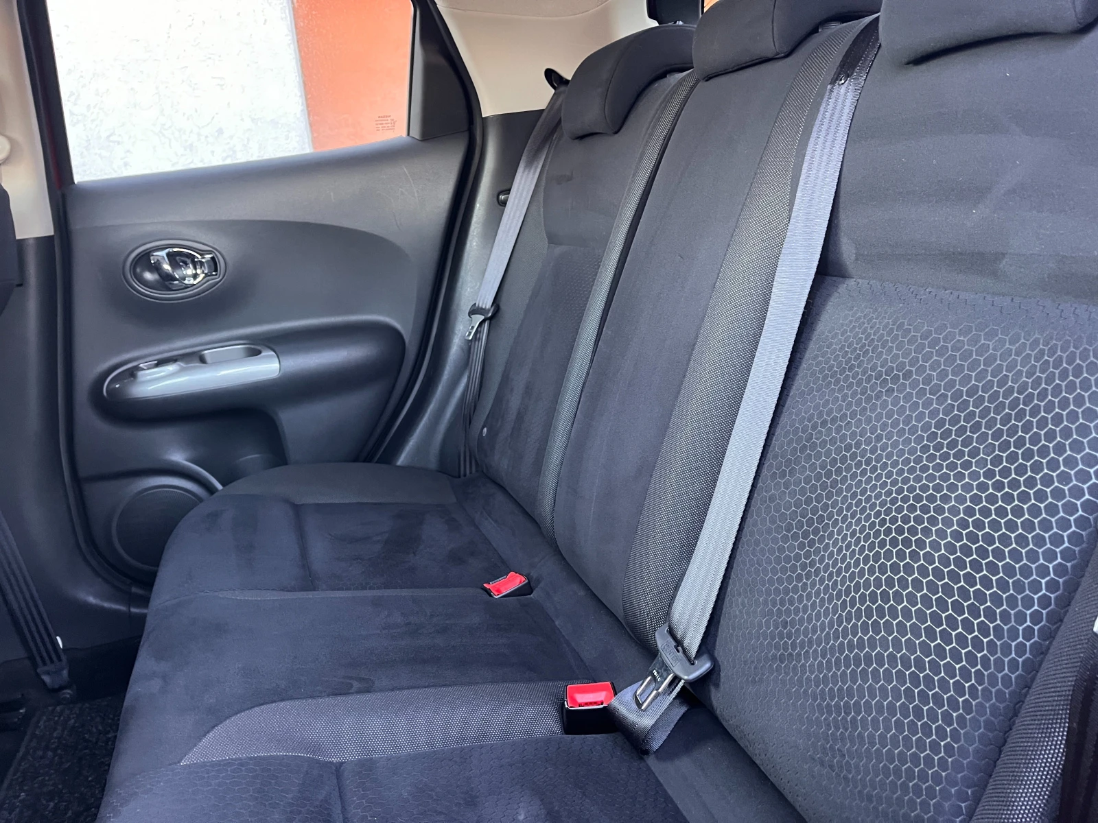 Nissan Juke 1.6i 4X4 AВТОМАТИК   - изображение 10