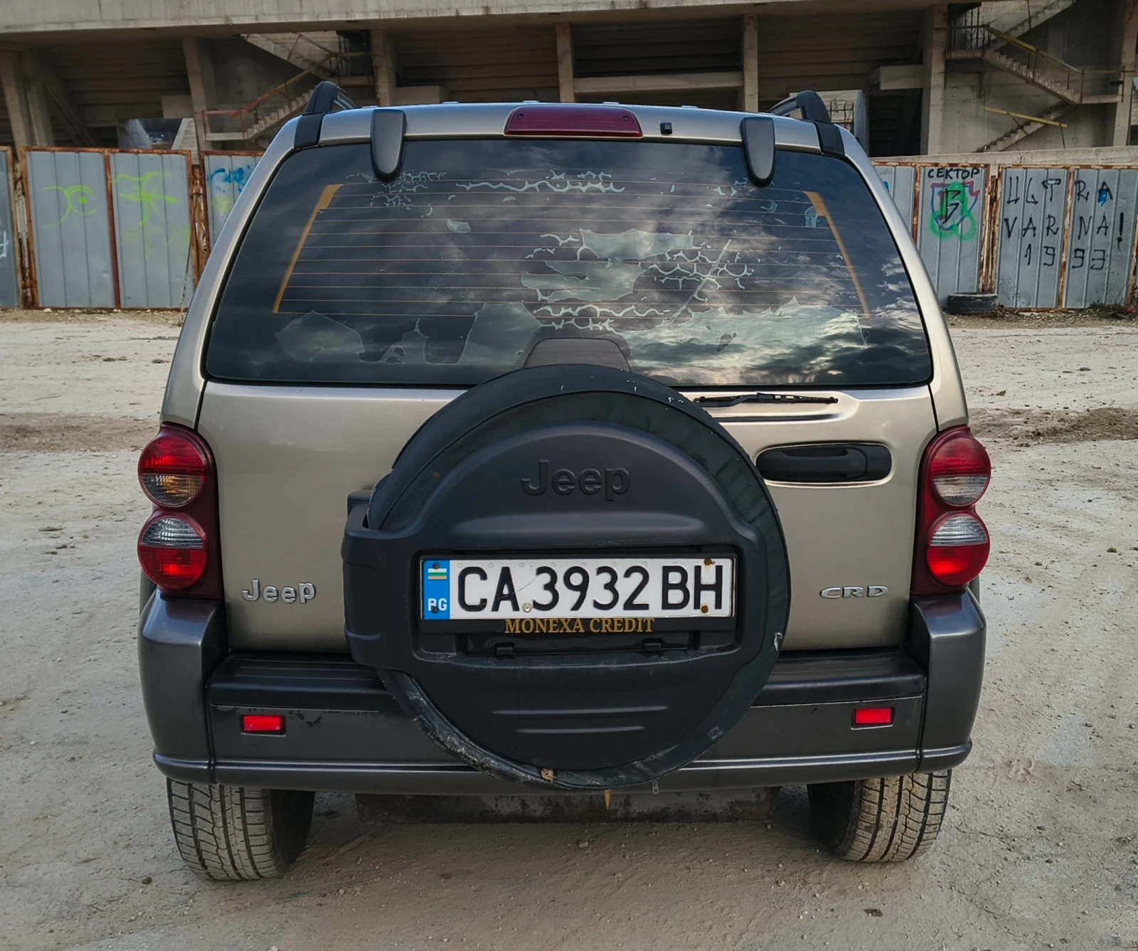 Jeep Cherokee 2.8 брониран - изображение 3