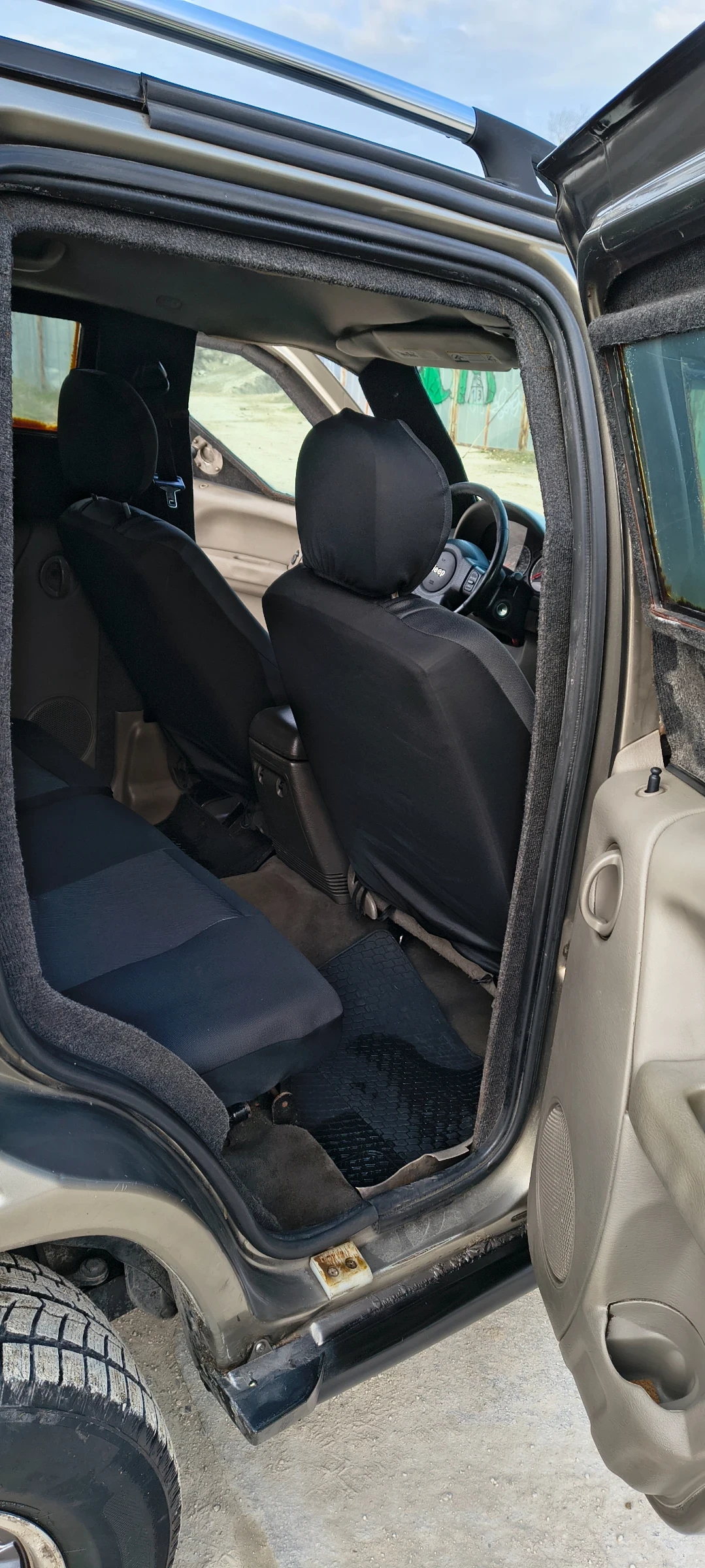 Jeep Cherokee 2.8 �������� | Mobile.bg � ����������� 12