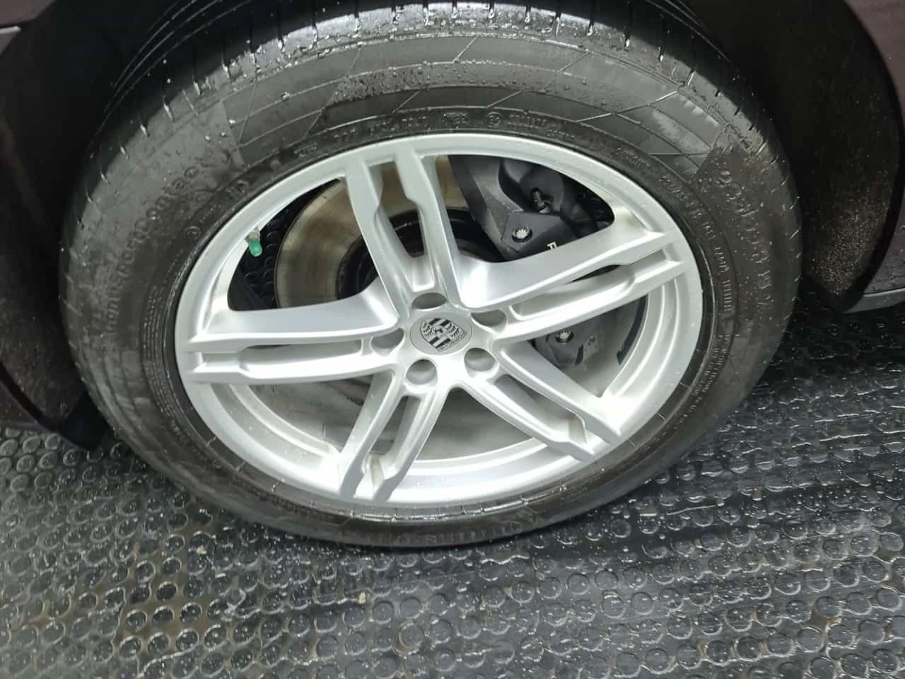 Porsche Macan AWD * Един собственик * Без инциденти * CARFAX, снимка 16 - Автомобили и джипове - 53763513