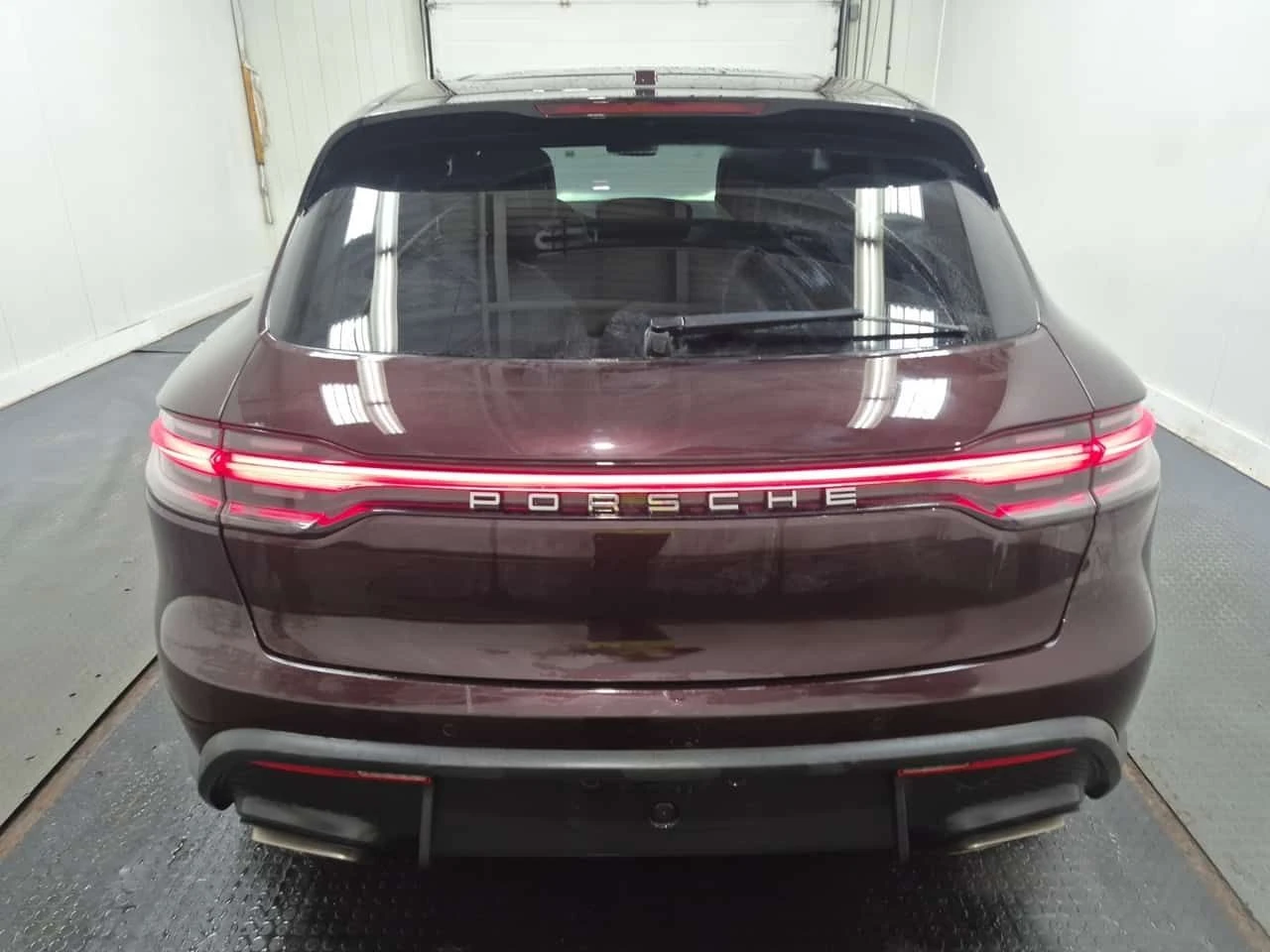 Porsche Macan AWD * Един собственик * Без инциденти * CARFAX, снимка 5 - Автомобили и джипове - 53763513