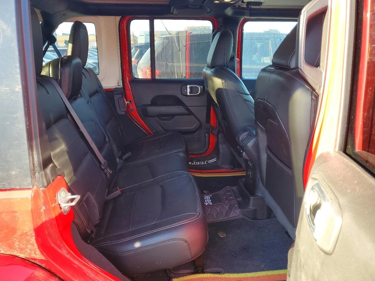 Jeep Wrangler Unlimited Sahara 4x4, снимка 11 - Автомобили и джипове - 53912326