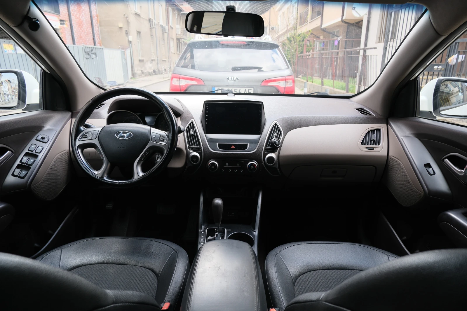 Hyundai IX35, снимка 8 - Автомобили и джипове - 54242922