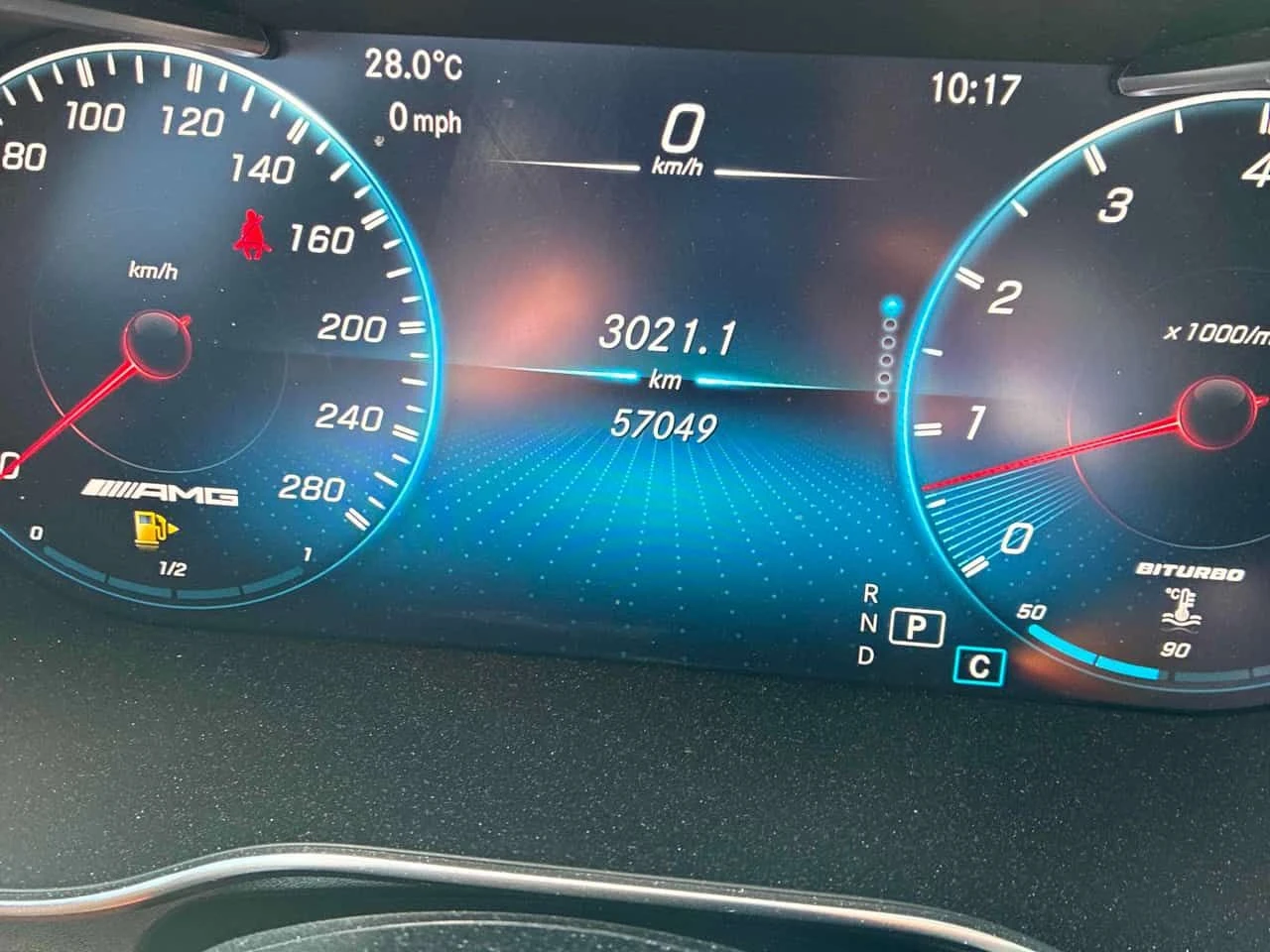 Mercedes-Benz GLC 43 AMG | АВТОКРЕДИТ БЕЗ ПЪРВОНАЧАЛНА ВНОСКА | , снимка 12 - Автомобили и джипове - 55235675