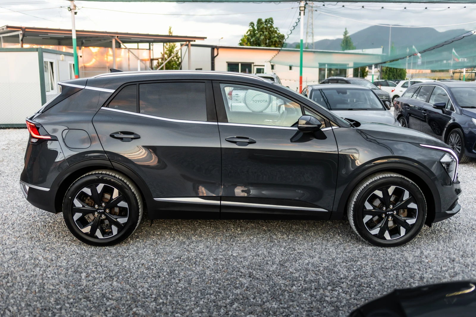 Kia Sportage 1.6T-GDI::Business Line::PHEV::В Гаранция, снимка 4 - Автомобили и джипове - 55683136