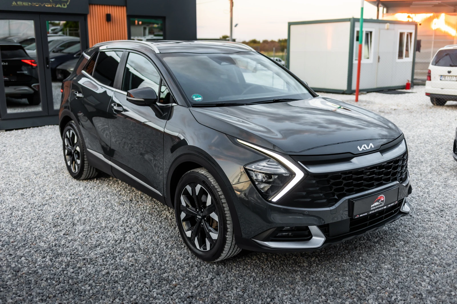 Kia Sportage 1.6T-GDI::Business Line::PHEV::В Гаранция, снимка 3 - Автомобили и джипове - 55683136
