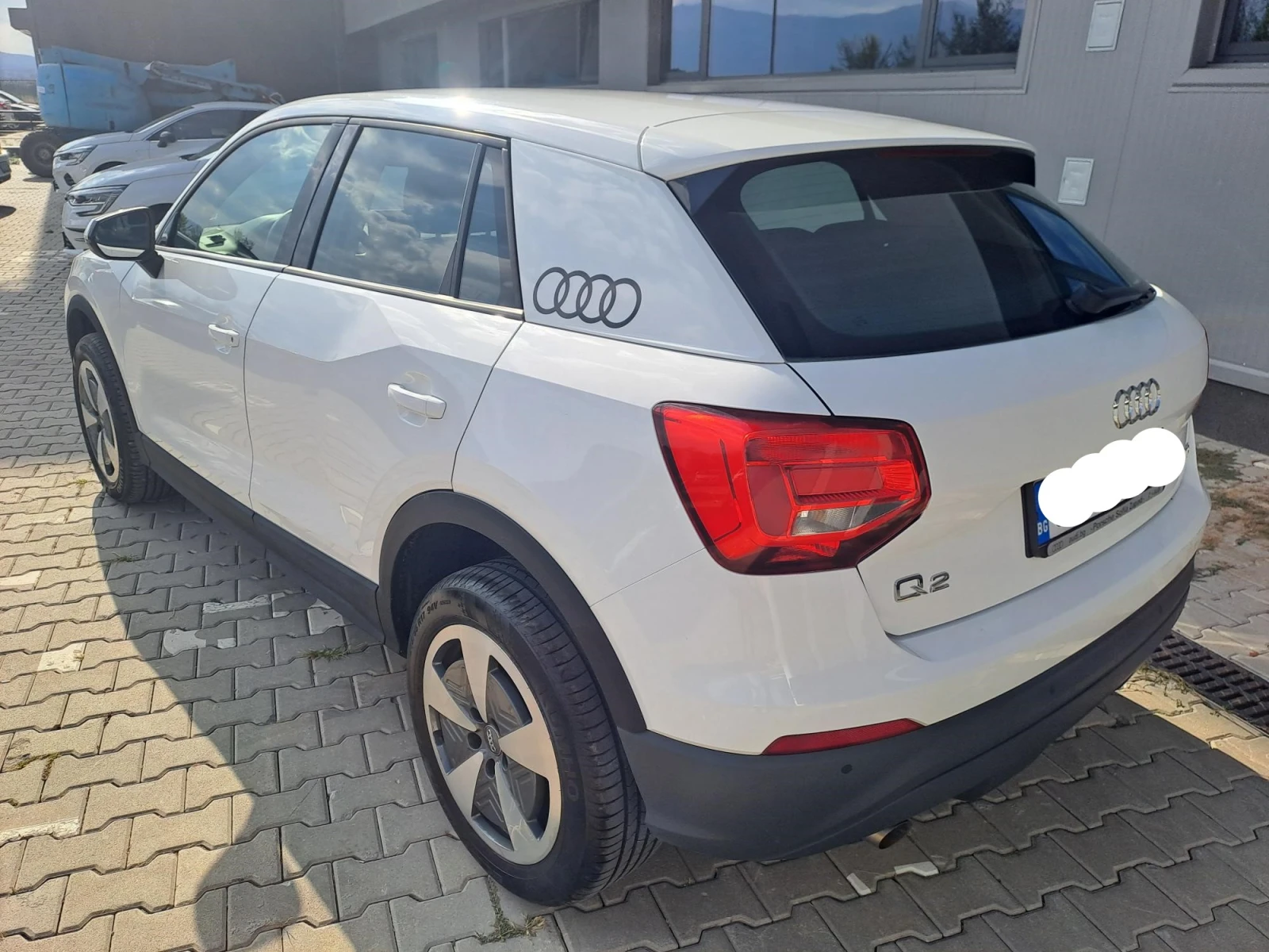 Audi Q2 1.6 TDI, снимка 6 - Автомобили и джипове - 55923544