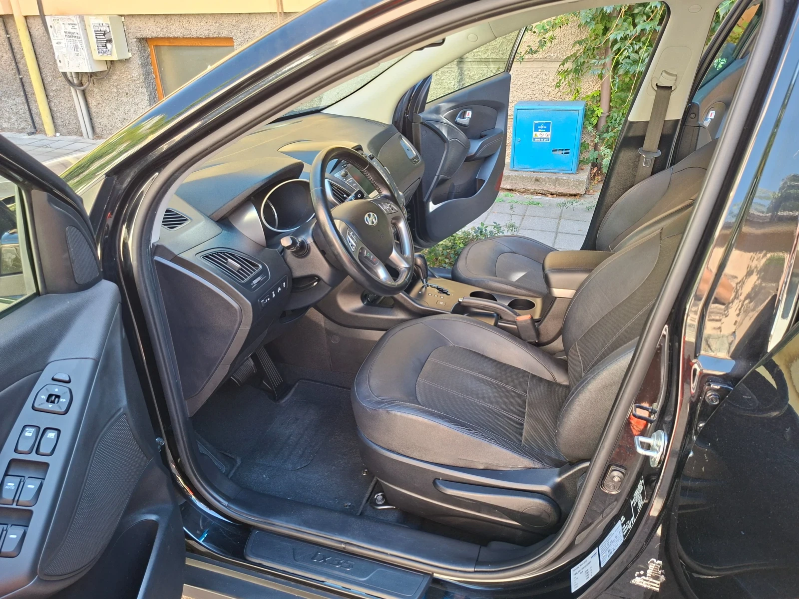 Hyundai IX35, снимка 11 - Автомобили и джипове - 55980397